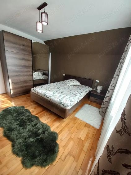 Casă cu 4 camere cu Teren 1229 Mp în Central