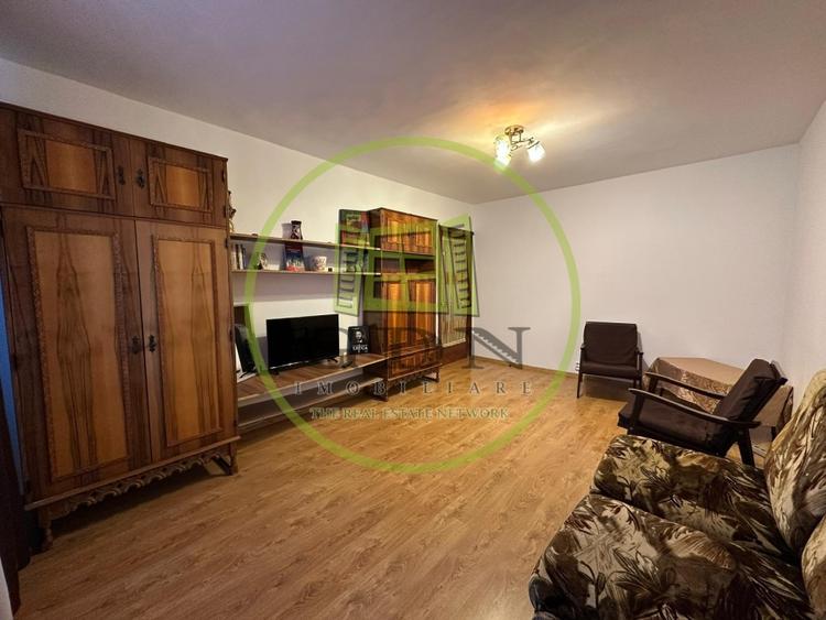 Apartament cu 3 camere decomandat, mobilat în Brazda lui Novac