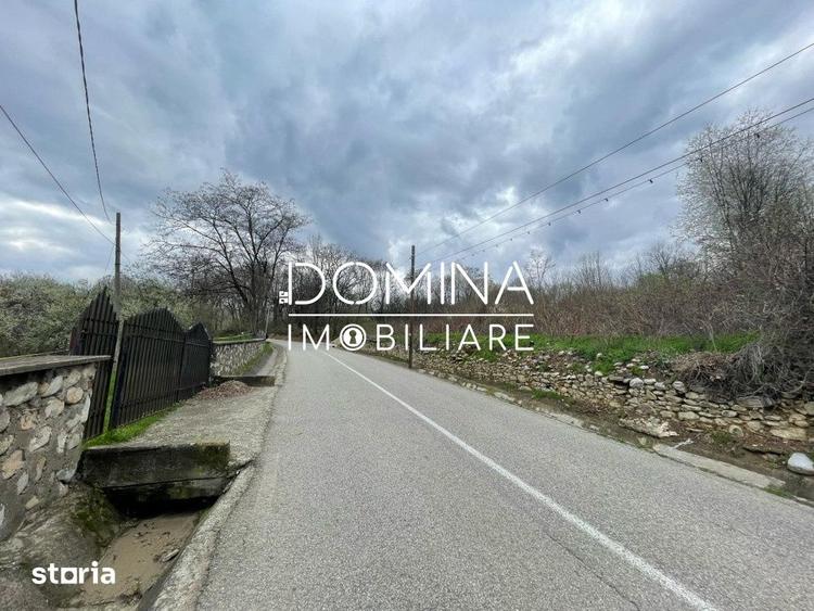Teren de 2845 mp, în Runcu
