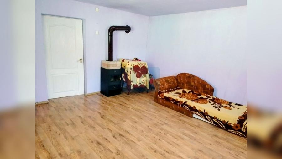 Casă cu 2 camere cu Teren 830 Mp în Suceagu