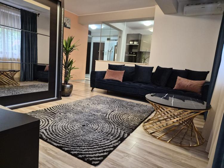 Apartament cu 2 camere decomandat în Primo