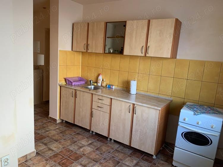 Garsonieră decomandată în Vitan