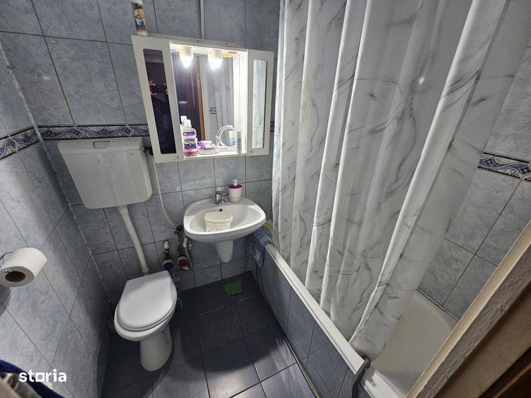 Apartament cu 3 camere decomandat, mobilat în Drumul Taberei — fotografia 1