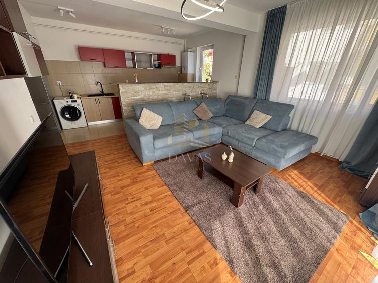 Apartament cu 2 camere semidecomandat, mobilat în Bună Ziua