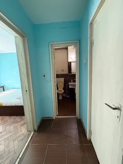 Apartament cu 3 camere decomandat, mobilat în Central
