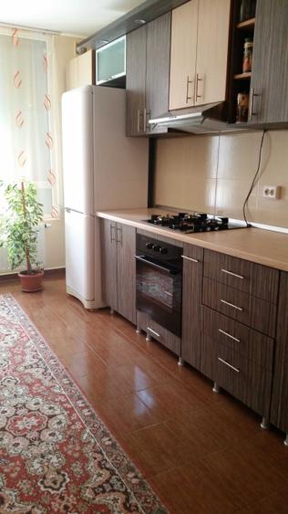 Apartament cu 2 camere decomandat în UTA