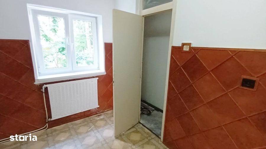 Apartament cu 3 camere decomandat în Zorilor