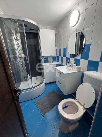 Apartament cu 3 camere decomandat, mobilat în Teilor