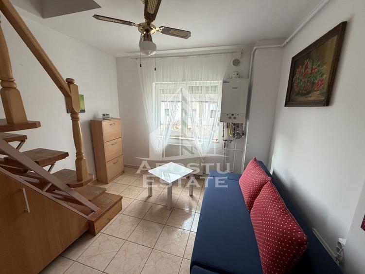 Apartament cu 3 camere semidecomandat, mobilat în Girocului