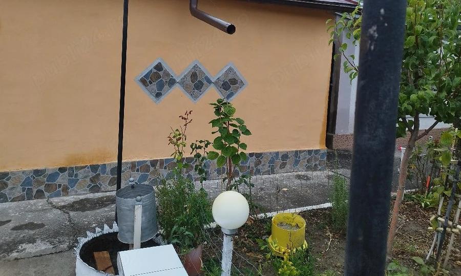 Casă cu 3 camere cu Teren 130 Mp în Chercea