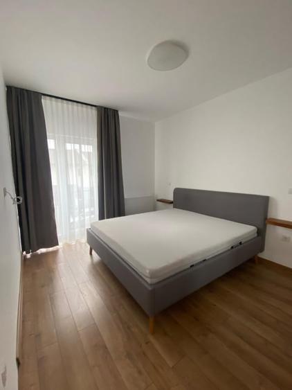 Duplex cu 4 camere cu Teren 200 Mp în Cetate