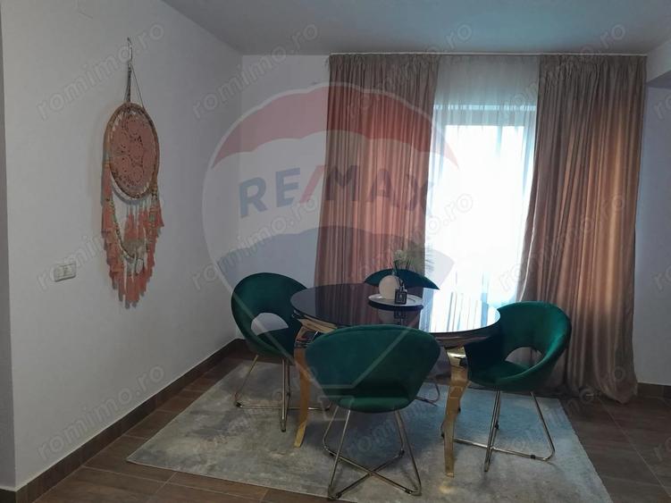 Casă cu 4 camere cu Teren 2500 Mp în Oeștii Pământeni