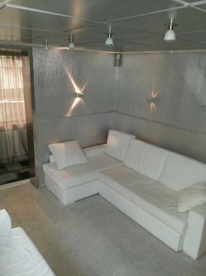 Spațiu comercial, de 800 mp, în Ultracentral
