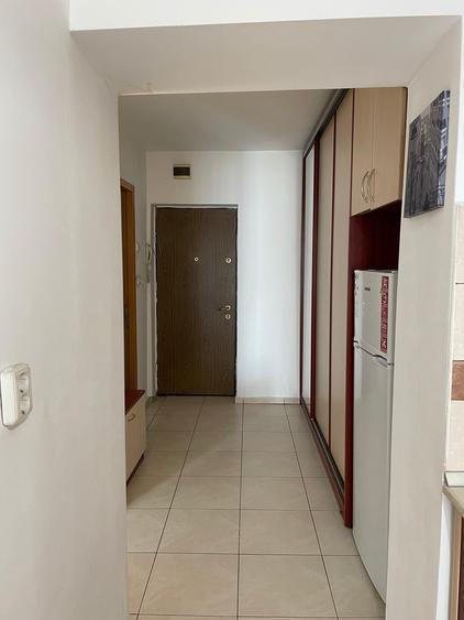 Garsonieră decomandată, mobilată în Sebastian