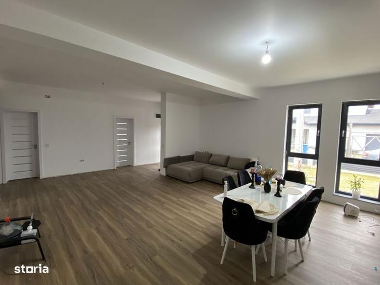 Casă cu 4 camere cu Teren 110 Mp în Periș