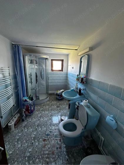 Casă cu 3 camere cu Teren 919 Mp în Dumbrava