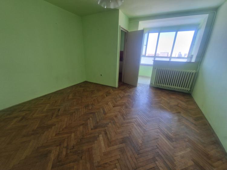 Garsonieră semidecomandată în Take Ionescu