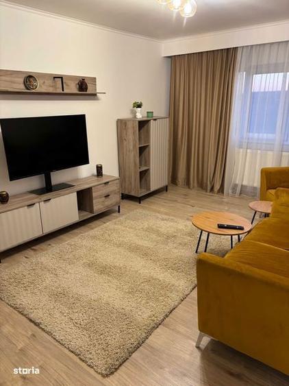 Apartament cu 3 camere în Est