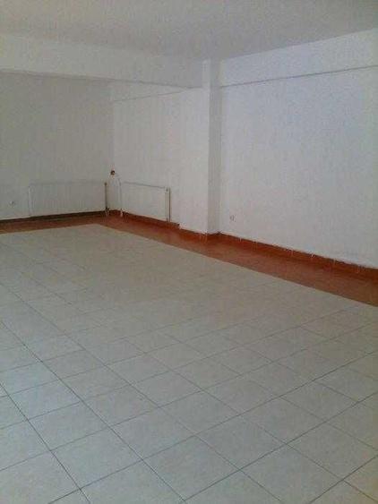 Spațiu comercial, de 92 mp, în Iosia