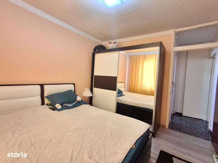 Apartament cu 3 camere semidecomandat, mobilat în Dristor