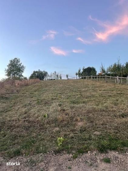 Teren de 1000 mp, în Bățani