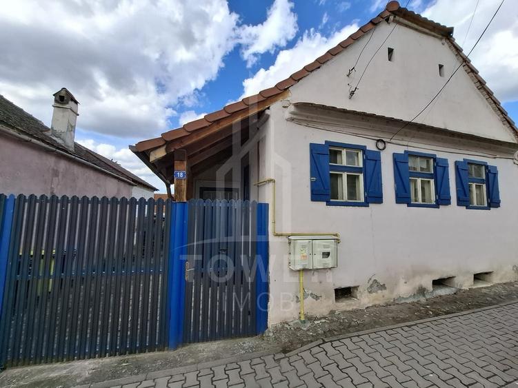 Casă individuală cu 3 camere cu Canalizare în Cornățel