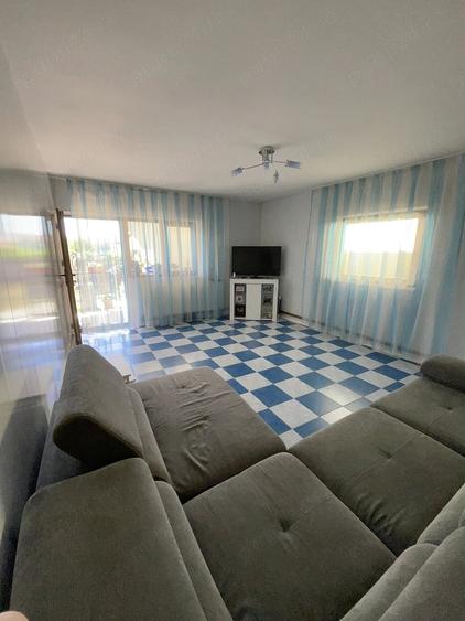 Casă cu 2 camere cu Teren 300 Mp în Central