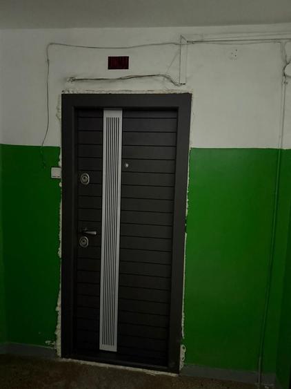 Apartament cu 2 camere decomandat în Titan