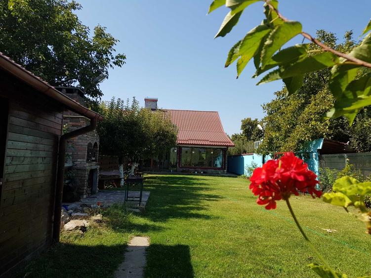 Casă cu 4 camere în Central