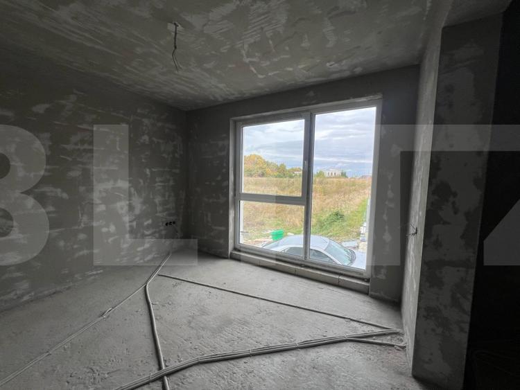 Duplex cu 5 camere cu Canalizare în Făget