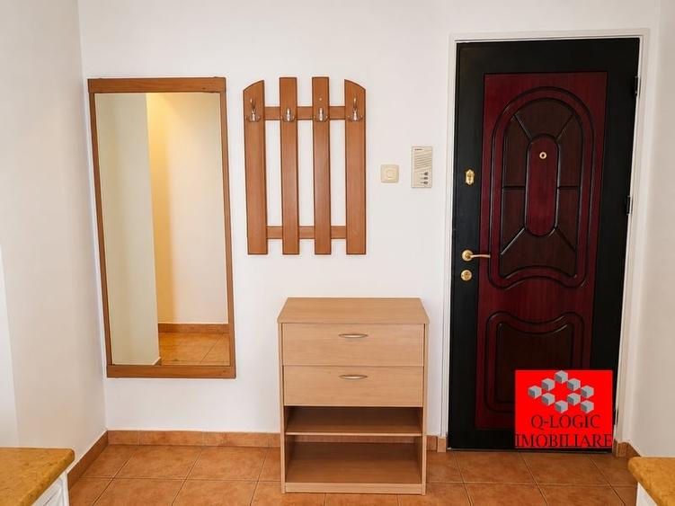 Apartament cu 3 camere decomandat, mobilat în Răcădău
