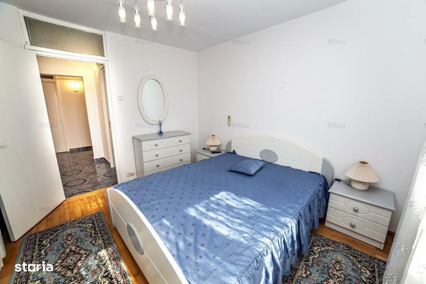Apartament cu 3 camere decomandat, mobilat în Berceni