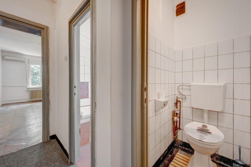 Apartament cu 2 camere decomandat în Basarabia