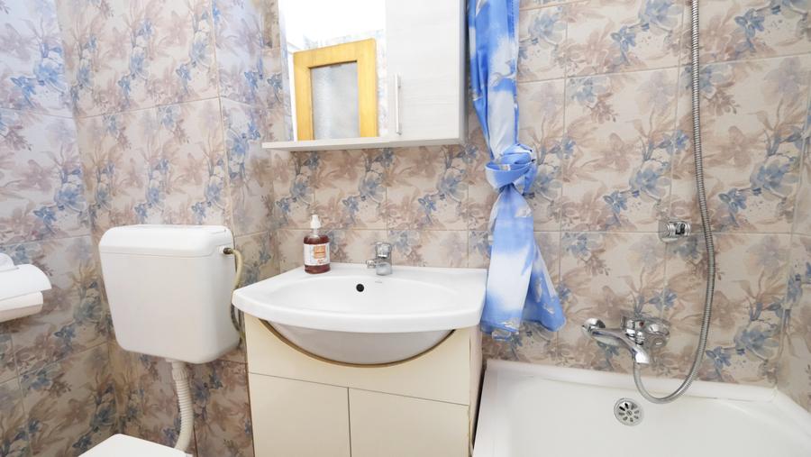 Apartament cu 2 camere decomandat în Drumul Taberei