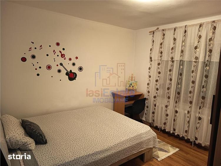 Apartament cu 3 camere decomandat în Nicolina