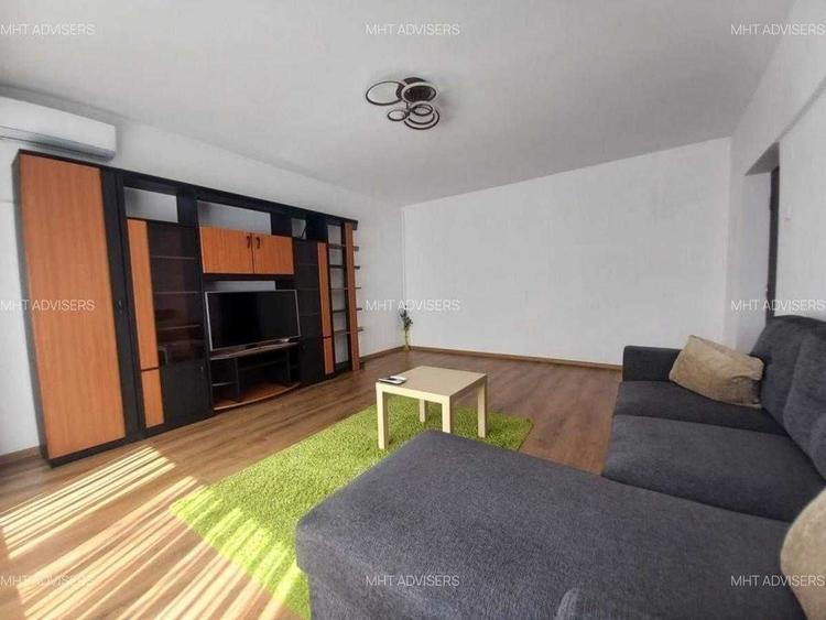 Apartament cu 2 camere decomandat în Panduri