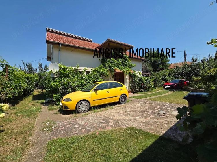 Casă cu Teren 1500 Mp în Mineri