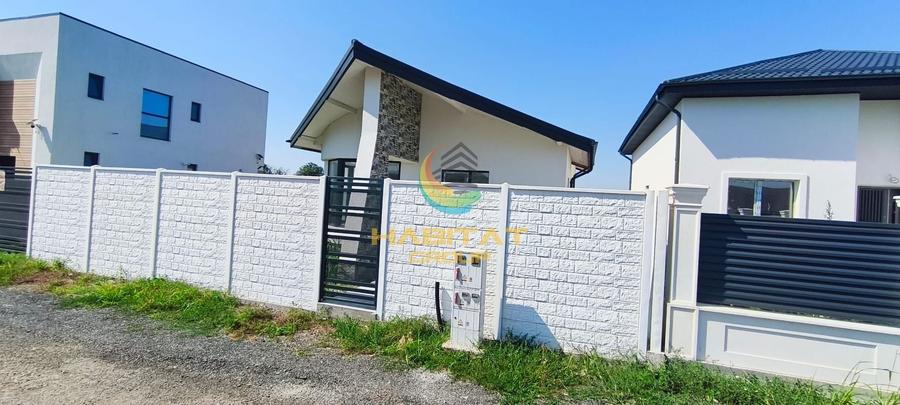 Casă individuală cu 3 camere cu Canalizare în Berceni