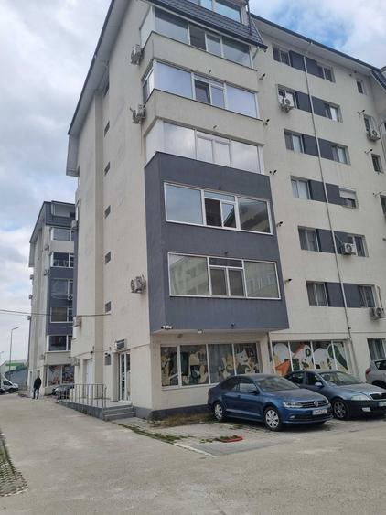 Spațiu comercial, de 63 mp, în Central