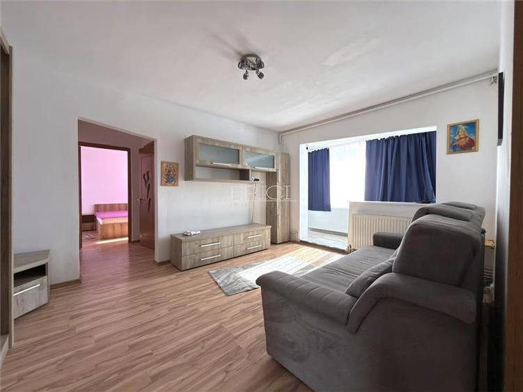 Apartament cu 2 camere semidecomandat, mobilat în Astra