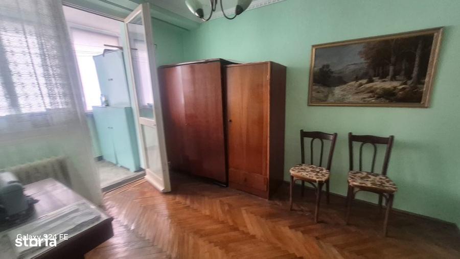 Apartament cu 3 camere în Ștefan cel Mare