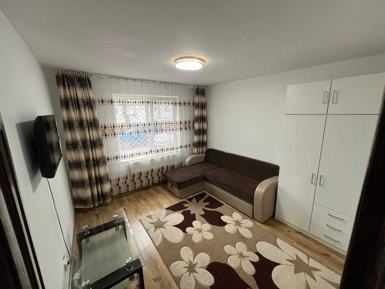 Garsonieră decomandată în 5 Călărasi