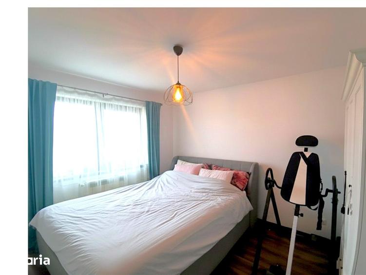 Casă cu 5 camere cu Teren 1000 Mp în Șcheia