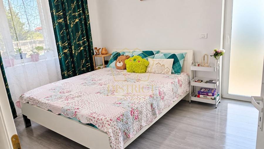 Apartament cu 2 camere semidecomandat, mobilat în Giroc