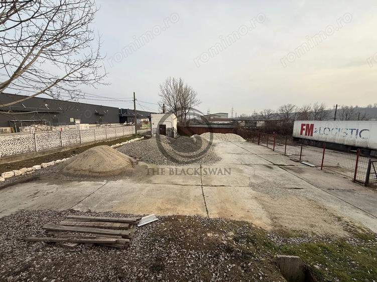 Casă cu 6 camere cu Canalizare în Ultracentral