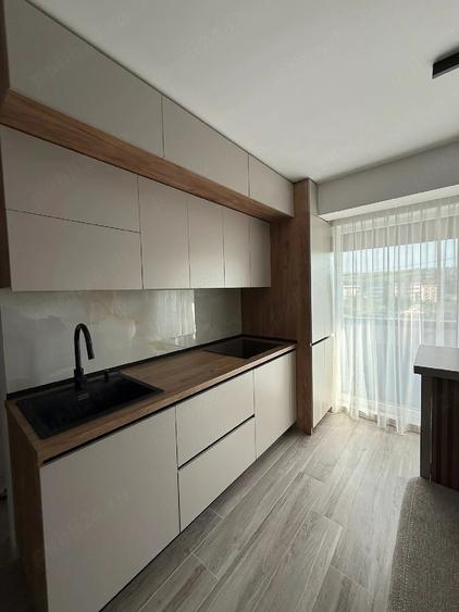 Apartament cu 2 camere decomandat în Exterior Vest