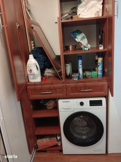 Apartament cu 3 camere în 22 Decembrie 1989