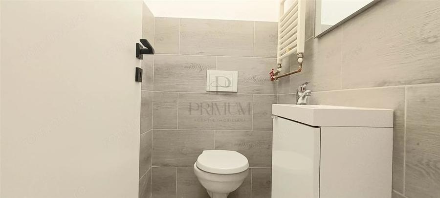 Spațiu comercial, de 140 mp, în P-ța Unirii