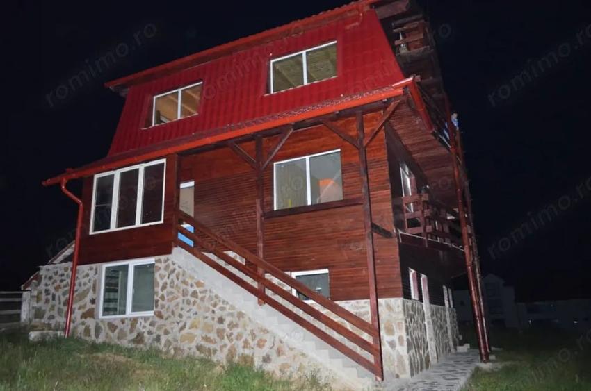 Casă cu 4 camere cu Teren 600 Mp în Paltin