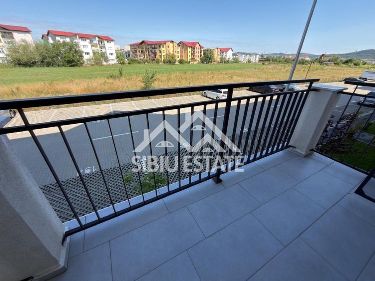 Apartament de închiriat , 2 camere decomandate, cu balcon - 10